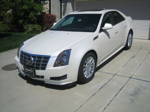 2012 cadillac cts luxury sedan 4-door 3.0l