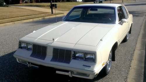 1985 olds 2 door cutlass supreme brougham 70800 orginal miles