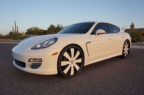 2012 porsche panamera 4 awd, 24" forgiatos, white/black, ac seats, nav, tint