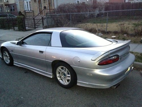 1996 chevrolet camaro rs coupe 2-door 3.8l  no reserve