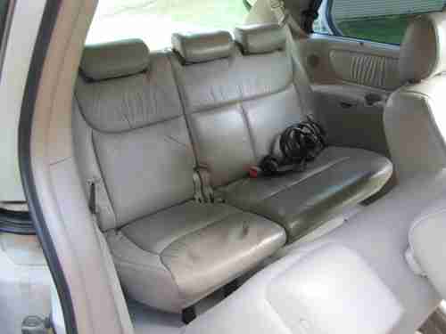 2004 Toyota Sienna XLE 3.3 V6 A/T Leather Alum Wheels Power Everything **LOOK**, image 4