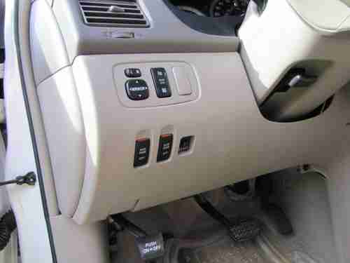 2004 Toyota Sienna XLE 3.3 V6 A/T Leather Alum Wheels Power Everything **LOOK**, image 6