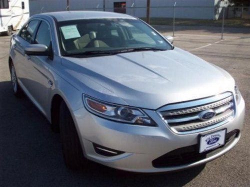 2011 ford taurus