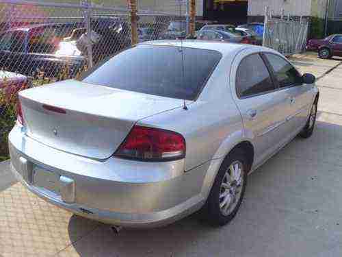 2002 Chrysler Sebring LXi Sedan 4-Door 2.7L, image 4