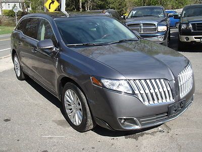 2010 lincoln mkt awd - rebuildable salvage title  ***no reserve***