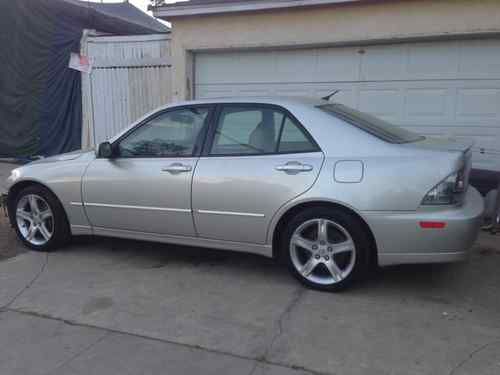 2004 lexus is 300 base sedan 4-door 3.0l