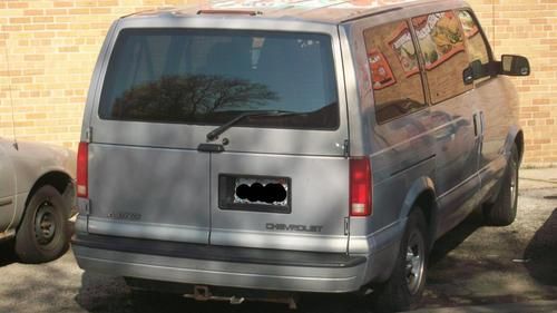 Chevy astro van sport 1998, selling as is body is good but needs a motor. *rare*