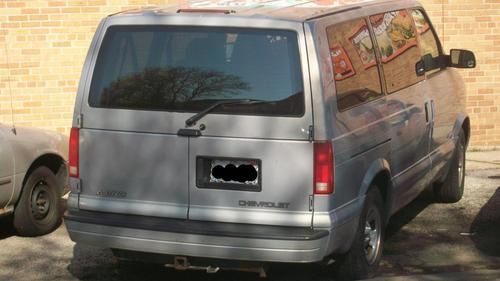 Chevy astro van sport 1998, selling as is body is good but needs a motor. *rare*