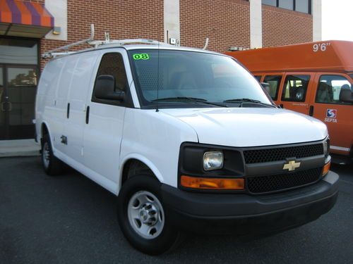 2008 chevy express g2500 cargo v8-4.8l,roof racks, bins,1va owner clean,non smok