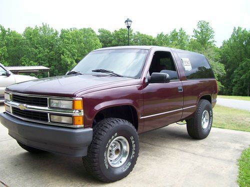 1995 chevrolet tahoe ls sport utility 2-door 5.7l