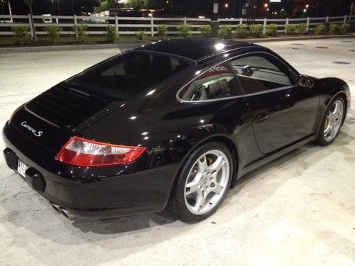 2005 porsche 911 carrera s coupe 2-door 3.8l