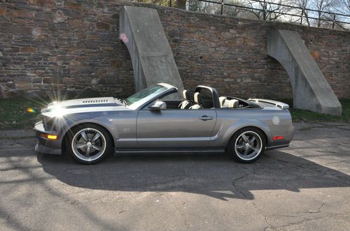2006 ford mustang gt convertible 2-door 4.6l numerous roush add-ons