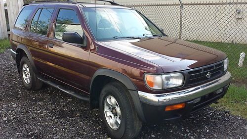 1998 nissan pathfinder xe sport utility 4-door 3.3l