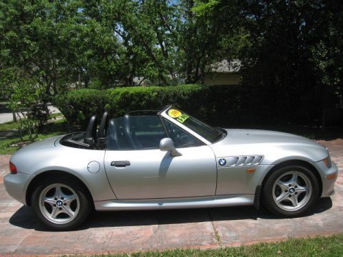 1999 bmw z3 roadster convertible 2-door 2.5l