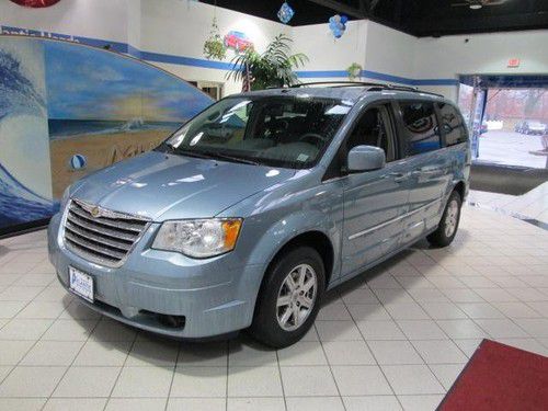 2009 chrysler town &amp; country touring