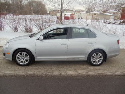 09 vw jetta tdi 6speed manual very clean//180k