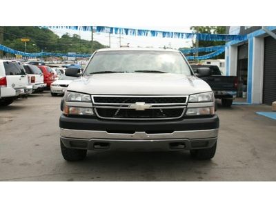 8.1L CD Ext Cab 4X4 LS Dual Climate Control Steering Wheel Controls Bedliner, image 4