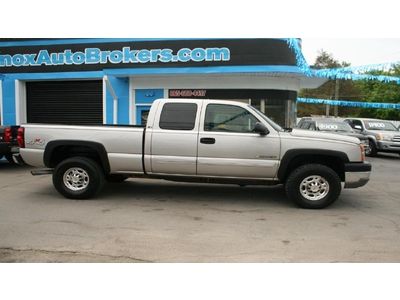 8.1L CD Ext Cab 4X4 LS Dual Climate Control Steering Wheel Controls Bedliner, image 11