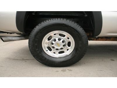 8.1L CD Ext Cab 4X4 LS Dual Climate Control Steering Wheel Controls Bedliner, image 16