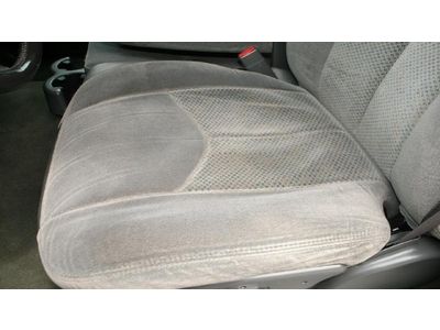 8.1L CD Ext Cab 4X4 LS Dual Climate Control Steering Wheel Controls Bedliner, image 22