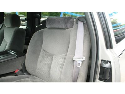 8.1L CD Ext Cab 4X4 LS Dual Climate Control Steering Wheel Controls Bedliner, image 23