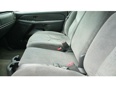 8.1L CD Ext Cab 4X4 LS Dual Climate Control Steering Wheel Controls Bedliner, image 24