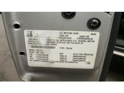 8.1L CD Ext Cab 4X4 LS Dual Climate Control Steering Wheel Controls Bedliner, image 35