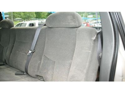 8.1L CD Ext Cab 4X4 LS Dual Climate Control Steering Wheel Controls Bedliner, image 40