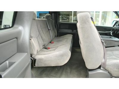 8.1L CD Ext Cab 4X4 LS Dual Climate Control Steering Wheel Controls Bedliner, image 44