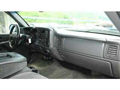 8.1L CD Ext Cab 4X4 LS Dual Climate Control Steering Wheel Controls Bedliner, image 53