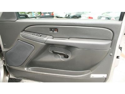 8.1L CD Ext Cab 4X4 LS Dual Climate Control Steering Wheel Controls Bedliner, image 55