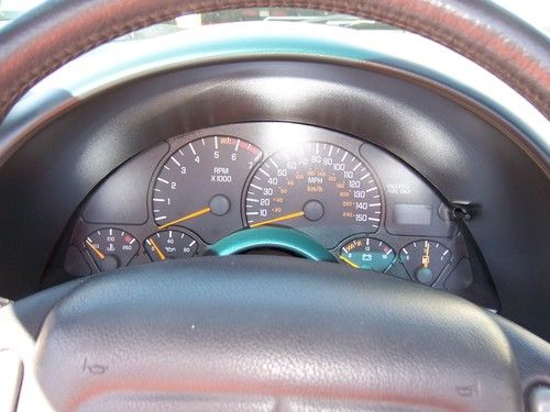 1997 Pontiac Firebird Trans Am WS6  Ram Air Convertible 2-Door 5.7L, image 4