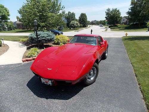 1977 Red Corvette T-Top, image 3