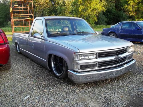 Custom bagged full size chevy 1500 truck, 20" wheels, new paint (no reserve)