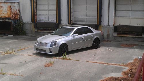 2005 cadillac cts v sedan 4-door 5.7l