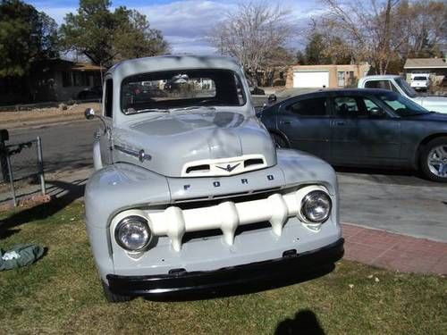 1952 ford f2