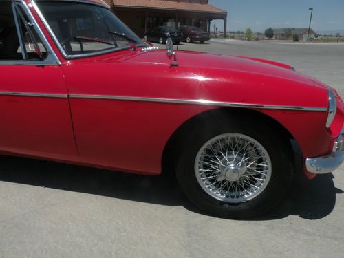 1967 MGB GT 43K ORIGINAL MILES L@@K L@@K NO RESERVE, image 7