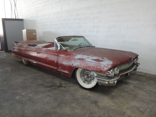 Cadillac coupe de ville convertible 1961