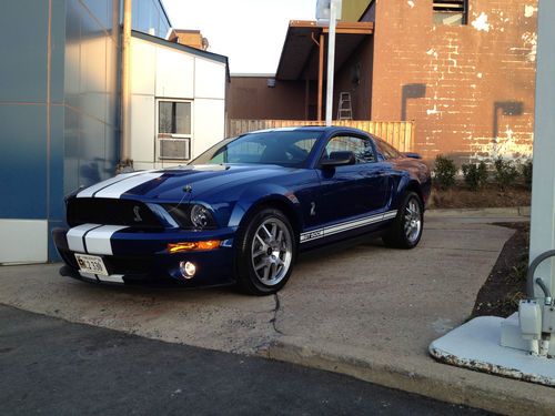 2009 Ford Shelby GT500 w/ White Painted stripes!, image 4