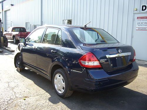 2009 Nissan Versa S automatic transm repairable rebuildable damaged salvage car, image 4