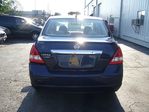 2009 Nissan Versa S automatic transm repairable rebuildable damaged salvage car, image 6