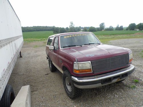 1992 Ford Bronco Eddie Bauer Sport Utility 2-Door 5.0L, image 5