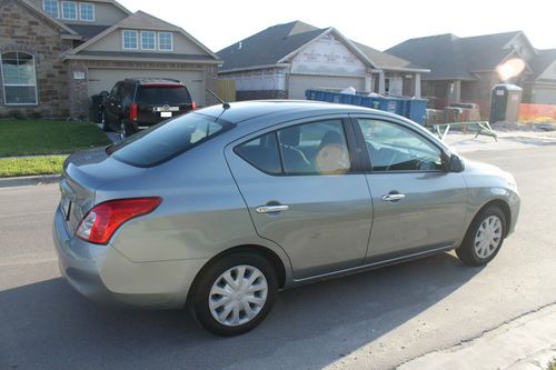 2012 nissan versa 1.6 sv sedan 4-door 1.6l