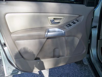 2004 VOLVO XC90 2.5T ALL WHEEL DRIVE SUNROOF LEATHER $99.00 NO RESERVE NICE SUV, image 14