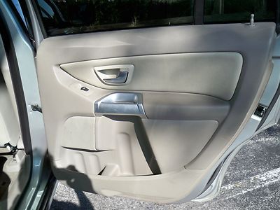 2004 VOLVO XC90 2.5T ALL WHEEL DRIVE SUNROOF LEATHER $99.00 NO RESERVE NICE SUV, image 24