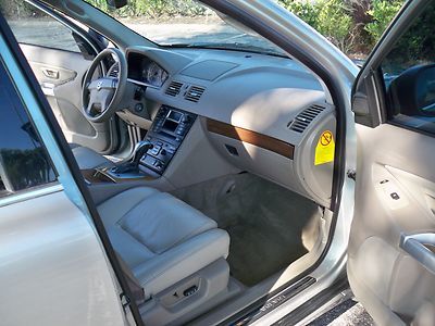 2004 VOLVO XC90 2.5T ALL WHEEL DRIVE SUNROOF LEATHER $99.00 NO RESERVE NICE SUV, image 25