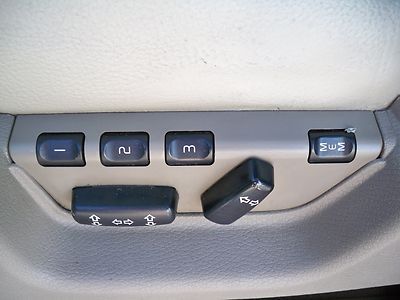 2004 VOLVO XC90 2.5T ALL WHEEL DRIVE SUNROOF LEATHER $99.00 NO RESERVE NICE SUV, image 44