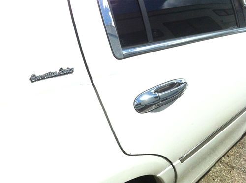 1998 Lincoln Town Car Limousine - Stretch Limo 120