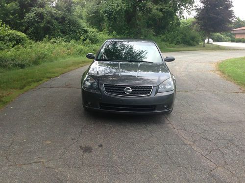 2005 nissan altima se sedan 4-door 3.5l