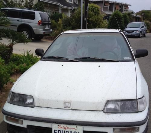 1990 honda crx  read discription for details ** will be in ca for only a week**